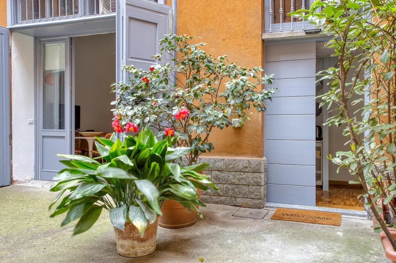 Joivy Cosy Studio In Porta Venezia Apartment Milan Italy